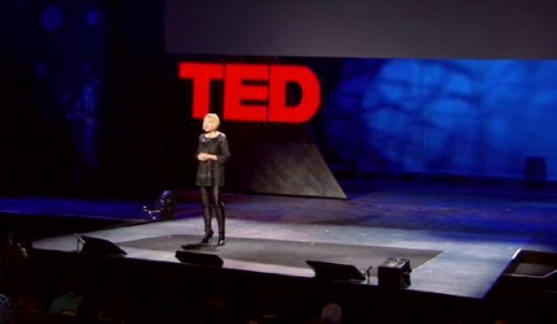 TEDで講演した際、初めて「顔面射精」と6回口にしたスピーカーになった。