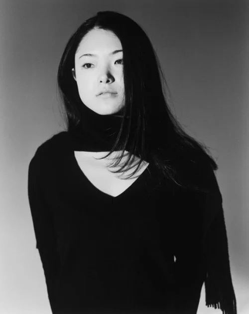 PHOTO GRAPHICA 荒木経惟　KaoRi 荒木経惟氏 写真展「“KaoRi” by 20x24 INSTANT FILM」 : 東川町