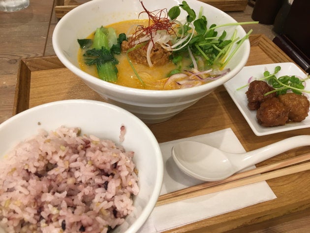 動物性食品を一切使っていない担々麺