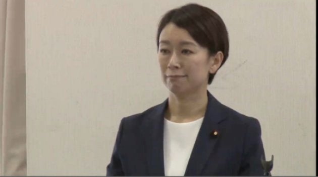 次期衆院選への出馬の意向を表明した山尾志桜里氏。（2017年9月22日、尾張旭市の会合で＝niconicoより）