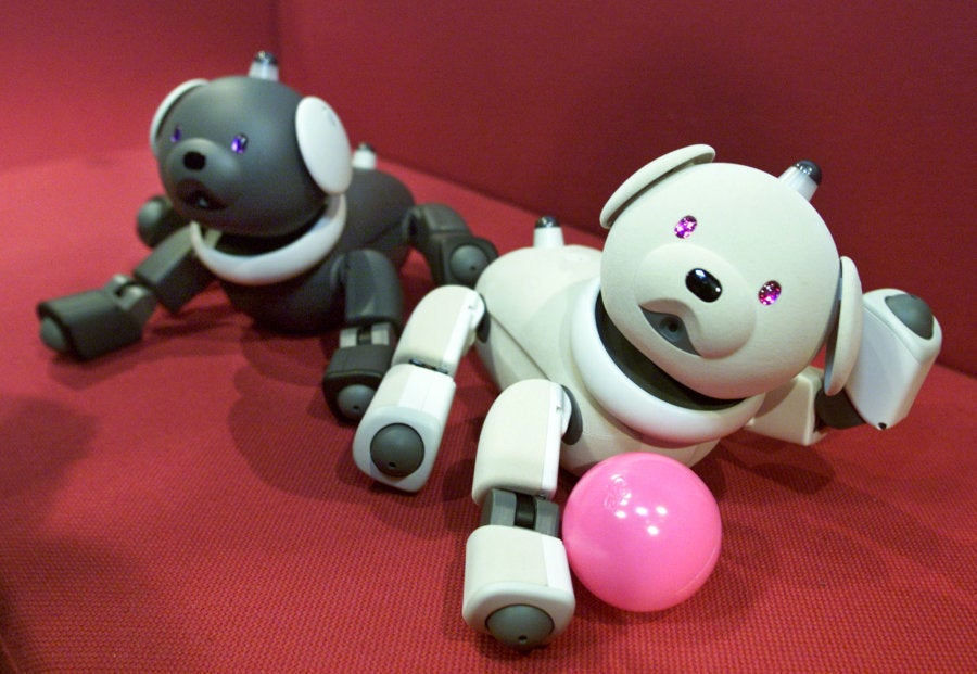 Aibo 12年ぶり復活 実は犬だけじゃなかった ソニーの歴代ペットロボットを一挙紹介 ハフポスト これからの経済
