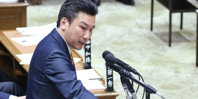 衆議院予算委員会で質問する自民党の橋本岳氏＝2月26日、国会内