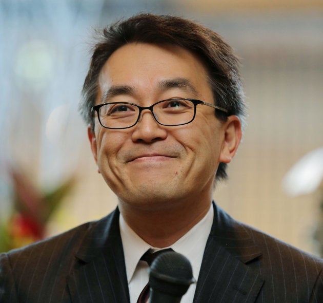 史上初の永世7冠達成から一夜明け、記者会見で晴れやかな表情を見せる羽生善治2冠(竜王、棋聖)=6日、鹿児島県指宿市 撮影日:2017年12月06日