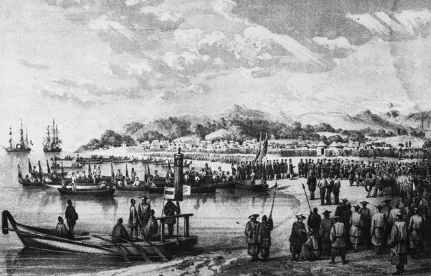 1853年7月、ペリーの浦賀来航(ペリーの日本訪問報告書に掲載されたペリー上陸の模様)
