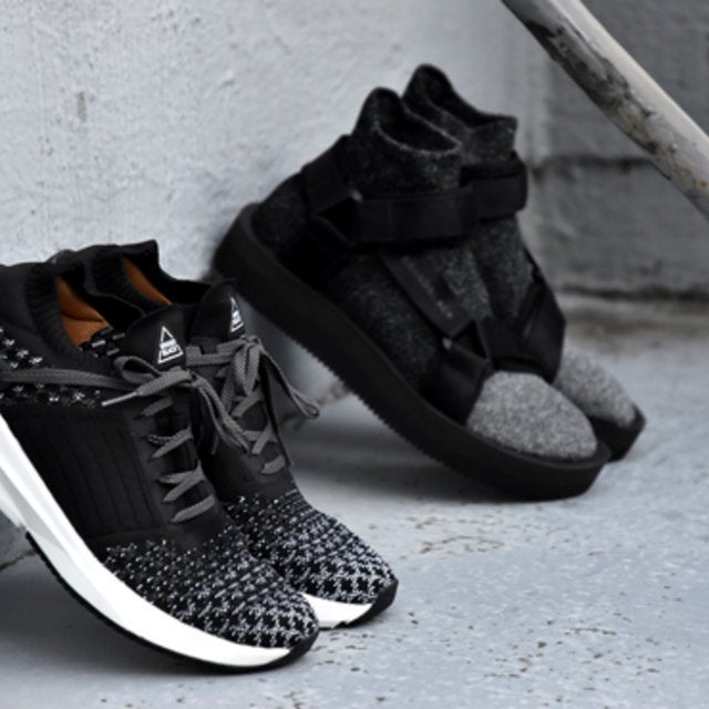 (写真手前)BRANDBLACK - VIENTO