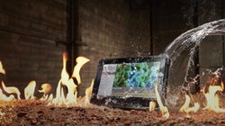 気温はマイナス25度。“冷凍倉庫”の『働き方改革』を支える、デルの堅牢タブレット
