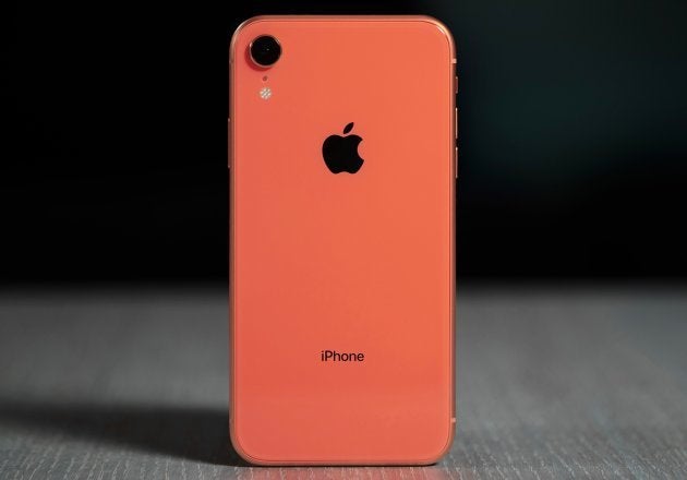 ドコモのiphone Xr 一括2万円台でも 大幅値下げ とは言えない理由 ハフポスト