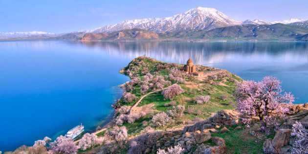 トルコのヴァン湖 Wikimedia/gozturk （CC BY 3.0）