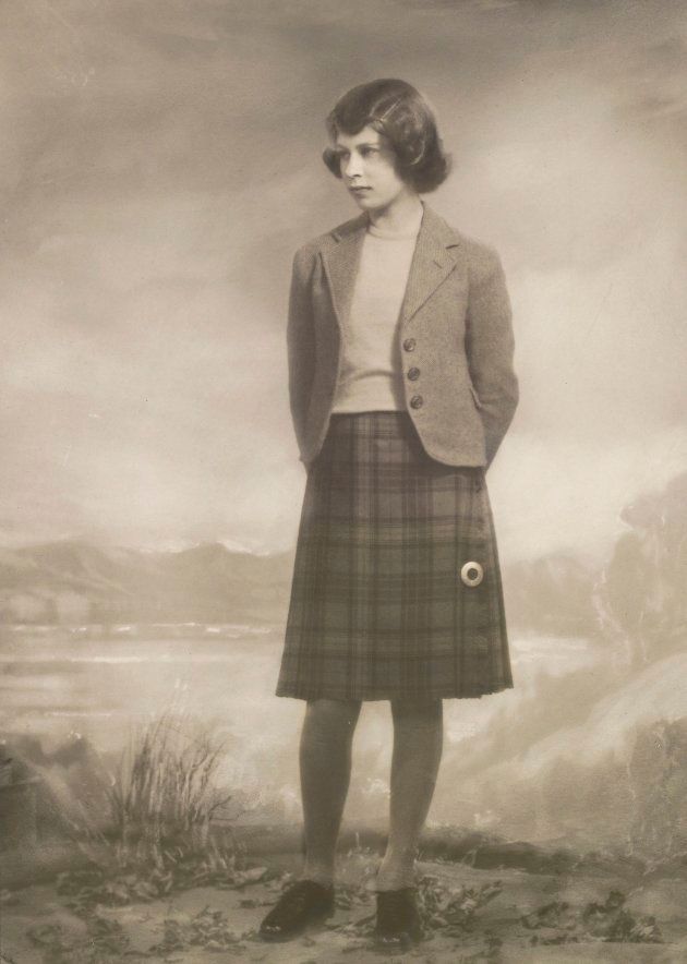 王女時代、14歳頃のエリザベス女王（1940年4月）
