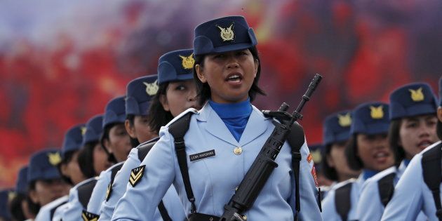 インドネシア空軍の女性隊員