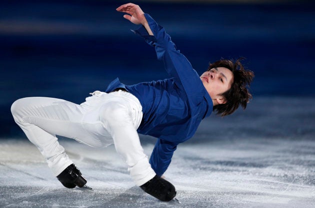 クリムキンイーグルを決める宇野昌磨