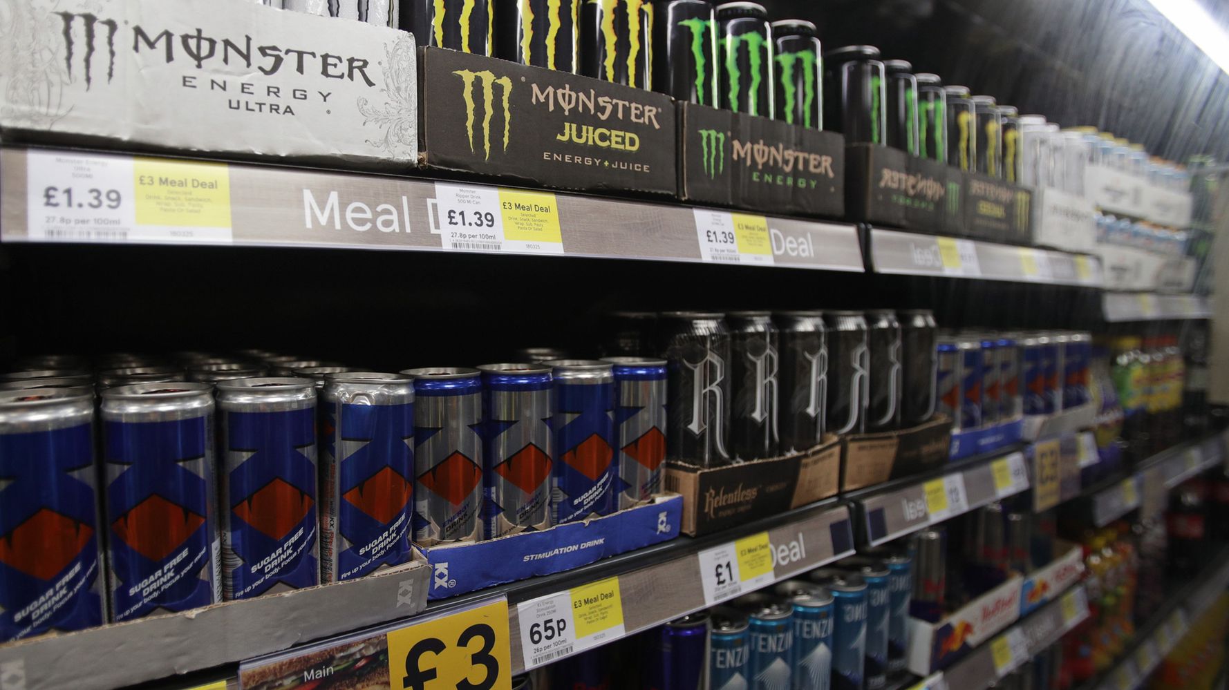 エナジードリンクは 16歳になってから イギリスのスーパーが子供への販売を禁止 ハフポスト World