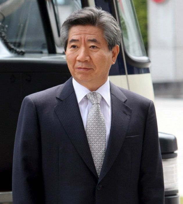不正資金疑惑の事情聴取を受けるため、ソウルの最高検に到着した盧武鉉前韓国大統領（2009年 ソウル）