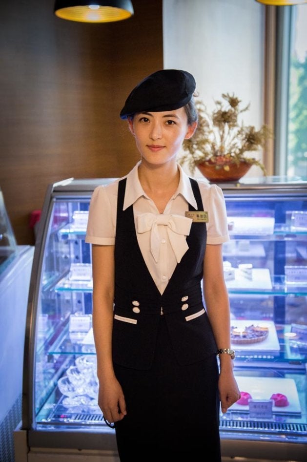 変わる北朝鮮 街中にいちゃこらカップル そしてセグウェイ 写真家が見たリアル ハフポスト