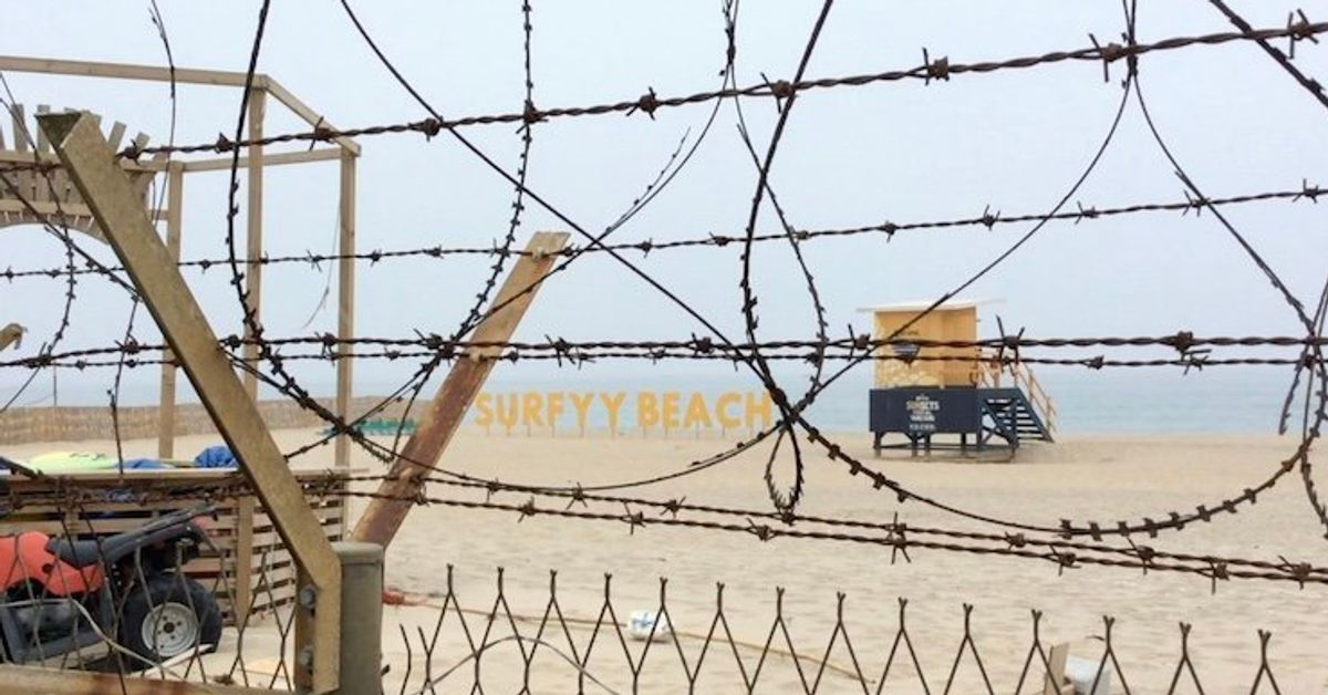 38度線の北側に位置する韓国のサーファーズビーチ。非武装地帯の近くで