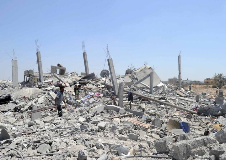 2014年の紛争で崩壊したガザの街