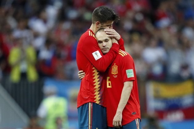 イニエスタ代表引退。南アW杯決勝で、亡き友に捧げたゴールを忘れない