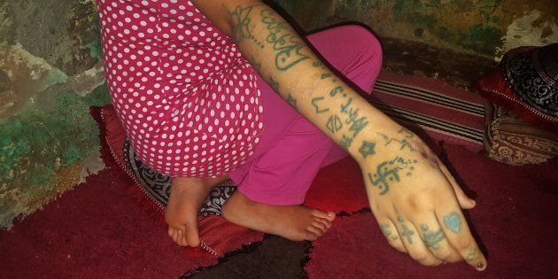 集団レイプされ 逆卍のタトゥーを入れられた 17歳少女の証言がモロッコを震撼させている ハフポスト