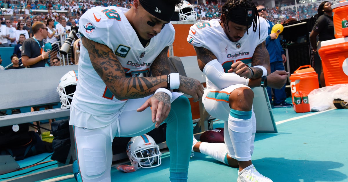 Nfl選手らによる国歌斉唱時の起立拒否問題 今シーズンも再燃 キャパニックは 揺るぎない精神力 と称賛 ハフポスト