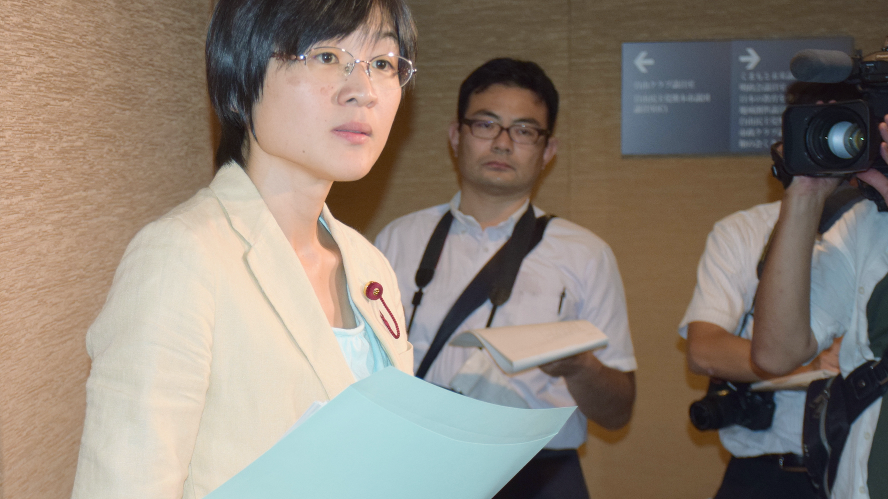 のど飴で退席を命じた熊本市議会 海外メディアが批判 融通が利かない社会 ハフポスト のど飴で退席を命じた熊本市議会 海外メディアが批判 融通が利かない社会 ハフポスト