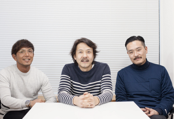 育児するパパ おしゃれが当たり前に 抱っこ紐にポケット 隠れ機能がもりだくさんのファッション ハフポスト Life 育児するパパ おしゃれが当たり前に 抱っこ紐にポケット 隠れ機能がもりだくさんのファッション ハフポスト Life