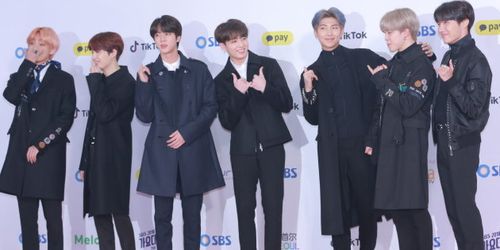 bts 世界の反応 オファー シャツを着たのはいつ