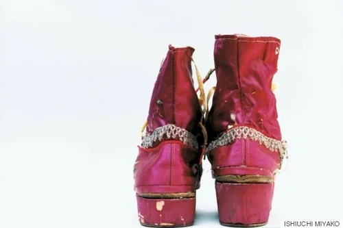 フリーダ・カーロの遺品と出会った写真家、石内都さん 「遺され