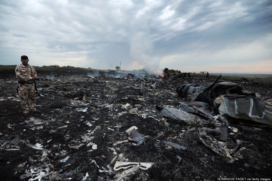 マレーシア航空機、ウクライナの墜落現場写真【画像・動画】