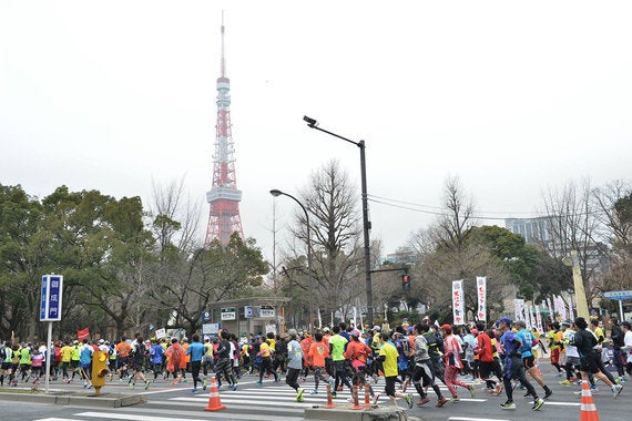 東京マラソン15 縮小化するも おもしろコスプレランナー健在 ハフポスト