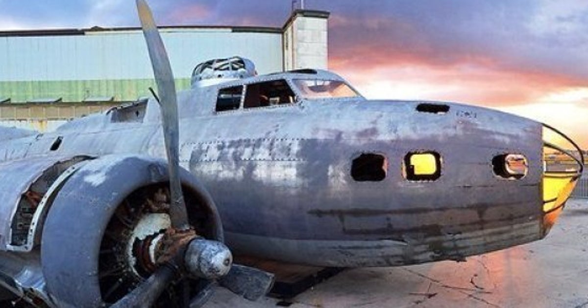 第二次世界大戦の爆撃機 沼地の幽霊 73年の時を超え故郷 アメリカに戻る ハフポスト 第二次世界大戦の爆撃機 沼地の幽霊 73年の時を超え故郷 アメリカに戻る ハフポスト