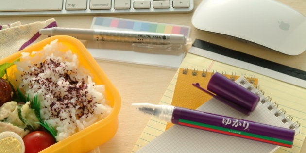 サミットのお土産は G7外相会合では ゆかりペン が各国の外務大臣に渡されたよ ハフポスト