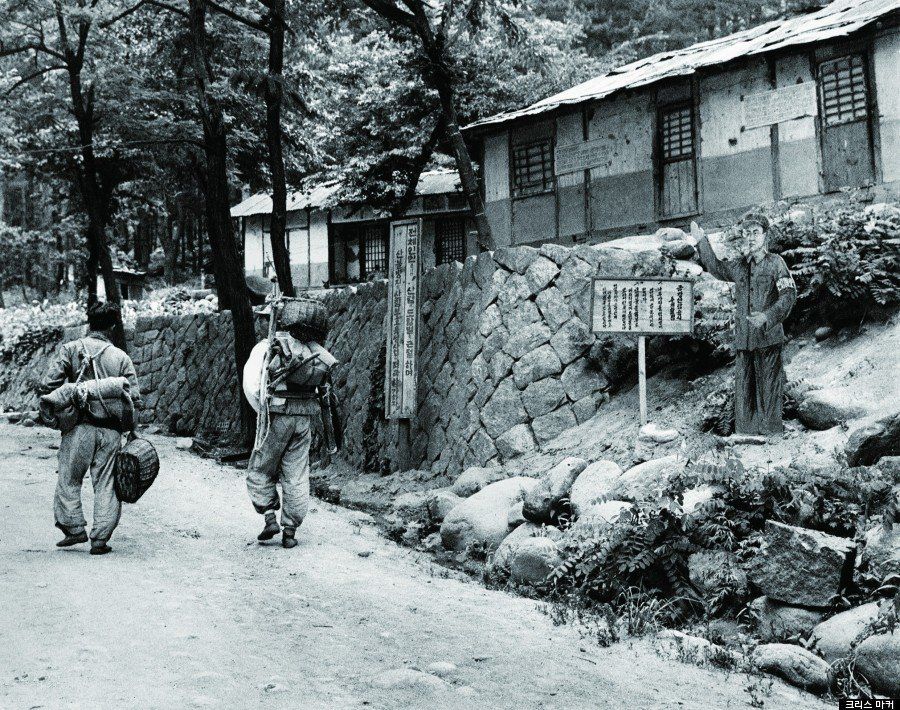 北朝鮮の1950年代の様子をとらえた貴重なモノクロ写真 画像 ハフポスト