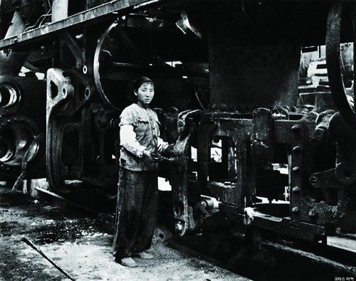 北朝鮮の1950年代の様子をとらえた貴重なモノクロ写真【画像