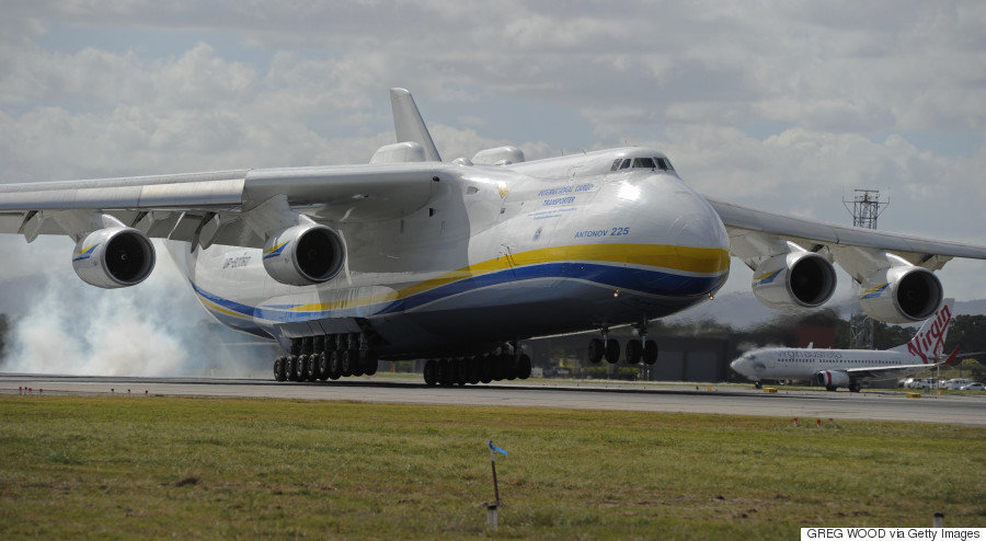 これが世界最大の輸送機だ An-225「ムリーヤ」がオーストラリアに到着 | ハフポスト