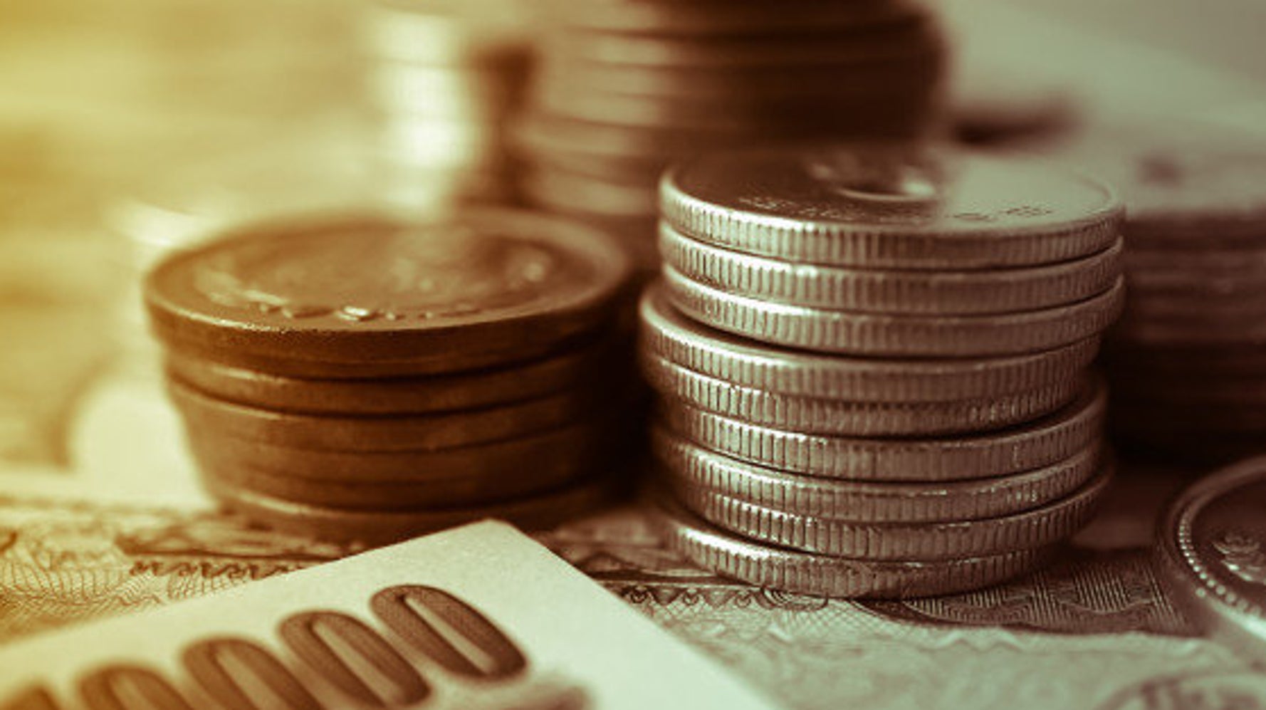 殿、利息でござる！』―無私な人々と安易なインフレ政策 宿輪純一のシネマ経済学(100回記念) | ハフポスト NEWS