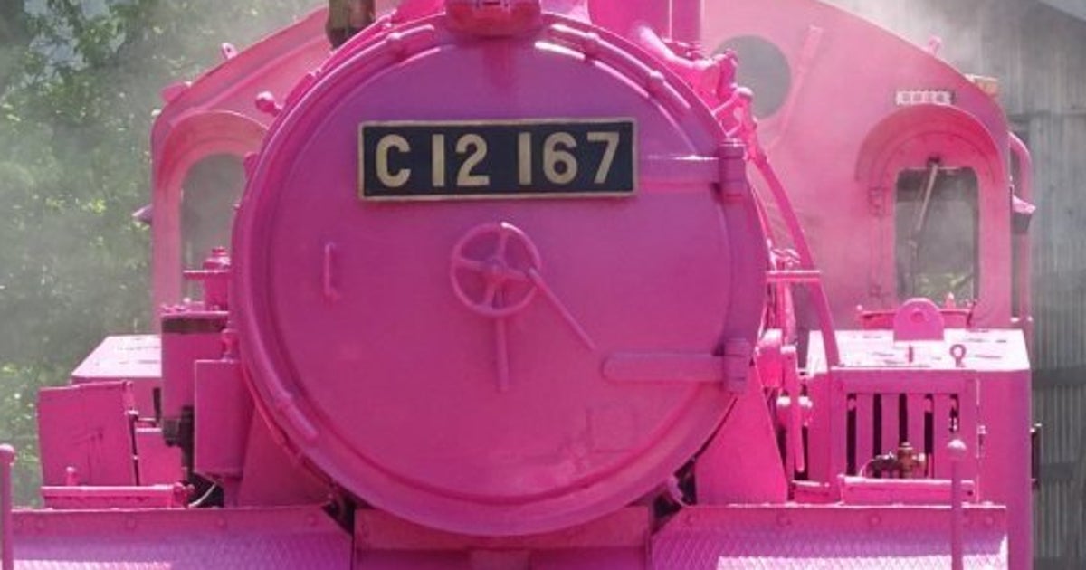 ピンクsl 若桜鉄道に登場 蒸気機関車をこの色に塗り替えた理由があった 画像集 ハフポスト ピンクsl 若桜鉄道に登場 蒸気機関車をこの色に塗り替えた理由があった 画像集 ハフポスト