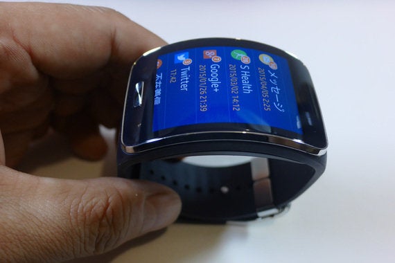 スマートウォッチはsim内蔵が便利 この秋登場の2製品が悩ましい ハフポスト