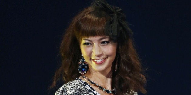 安田美沙子がブログで謝罪 夫の不倫報道に 本当にショックで 悲しくて ハフポスト