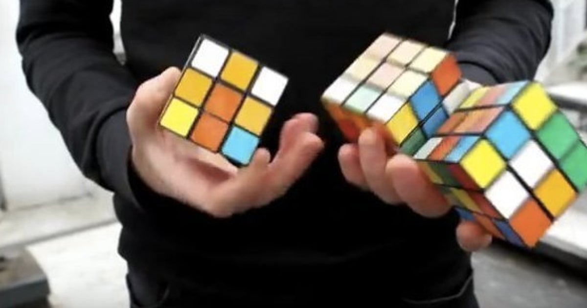 絶対普通の脳ミソじゃない ルービックキューブの神技は トリックか本物か 動画 ハフポスト 絶対普通の脳ミソじゃない ルービックキューブの神技は トリックか本物か 動画 ハフポスト