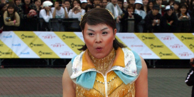 TOKYO - MAY 23: Ken Maeda arrives at the MTV Video Music Awards Japan 2004 on May 23, 2004 in Tokyo, Japan. (Photo by Junko Kimura/Getty Images)