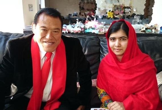 実は英語 多言語がペラペラ アントニオ猪木氏の知られざる一面をご紹介します ハフポスト 実は英語 多言語がペラペラ アントニオ猪木氏の知られざる一面をご紹介します ハフポスト