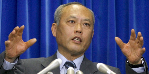 Japan's Health and Welfare Minister Yoichi Masuzoe speaks during a press conference on the first cases of swine flu in Japan, at his ministry in Tokyo, Saturday, May 9, 2009. Japan has confirmed its first three cases of swine flu, a quarantine official said Saturday. The patients were among about 390 passengers who arrived in Tokyo's Narita International Airport on a flight from Detroit the previous day, an airport quarantine official said on condition of anonymity, citing department rules. (AP Photo/Shuji Kajiyama)