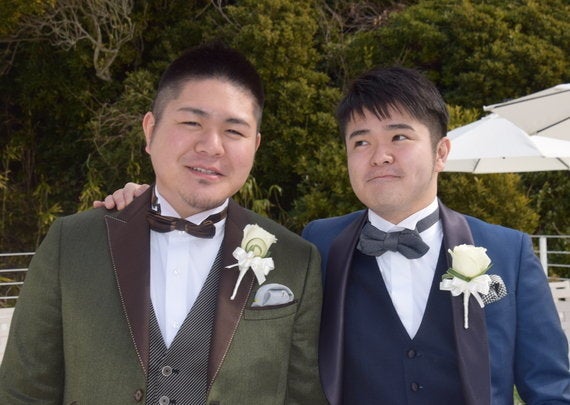 幸せは自分たちで選べる 男性カップル 葉山でボーダレスな結婚式 画像 ハフポスト Life