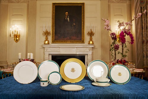 安倍首相、オバマ大統領の晩餐メニューは？ 世界初「オバマ食器