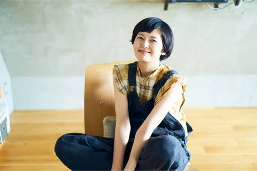 菊池亜希子さん「オーバーオールは自分が一番フラットになる服」Lenet