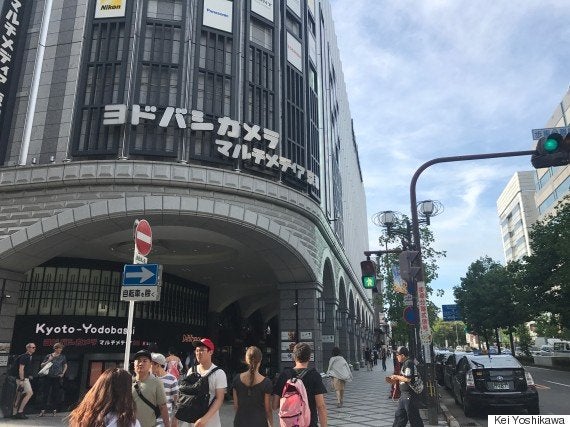 アイマス 愛と狂気の品揃え 京都ヨドバシの店員さんがすごい 萩原雪歩への情熱が無限大だった ハフポスト News