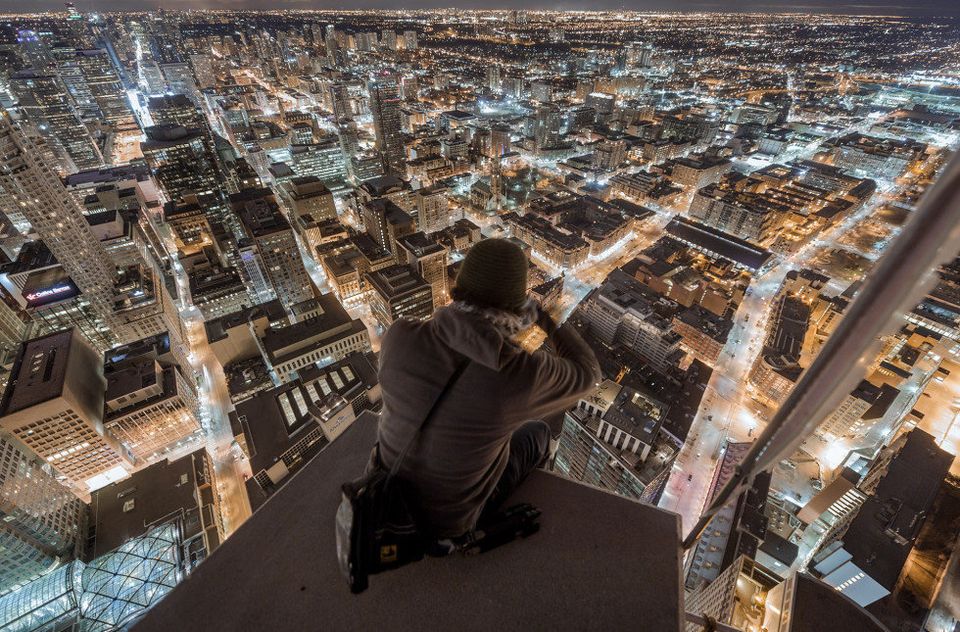 超高層ビル上で撮影する ルーフ トッパー たち ハフポスト
