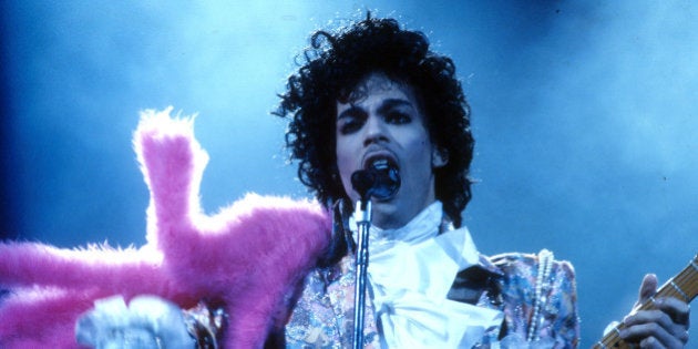 INGLEWOOD, CA - FEBRUARY 19: Prince performs live at the Fabulous Forum on February 19, 1985 in Inglewood, California. (Photo by Michael Ochs Archives/Getty Images)