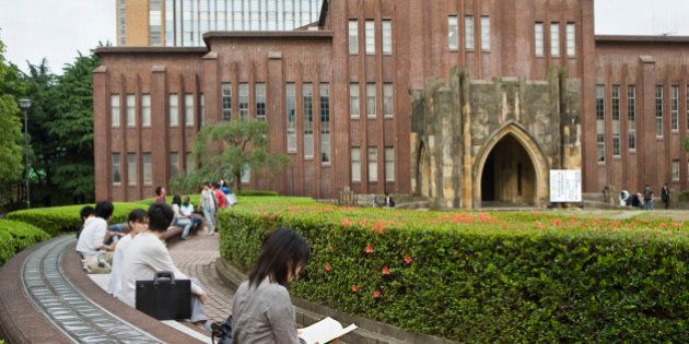 Students_Yasuda Hall_Tokyo University 3