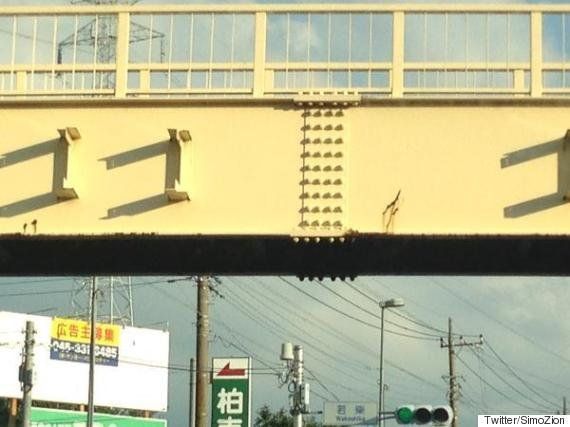 ゴゴゴゴ 千葉県柏市の歩道橋がジョジョすぎる 画像 ハフポスト